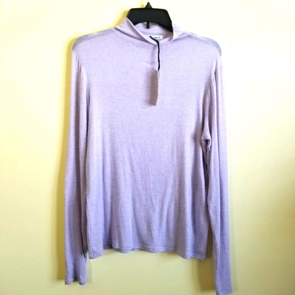 NWT Mock Neck Top Large